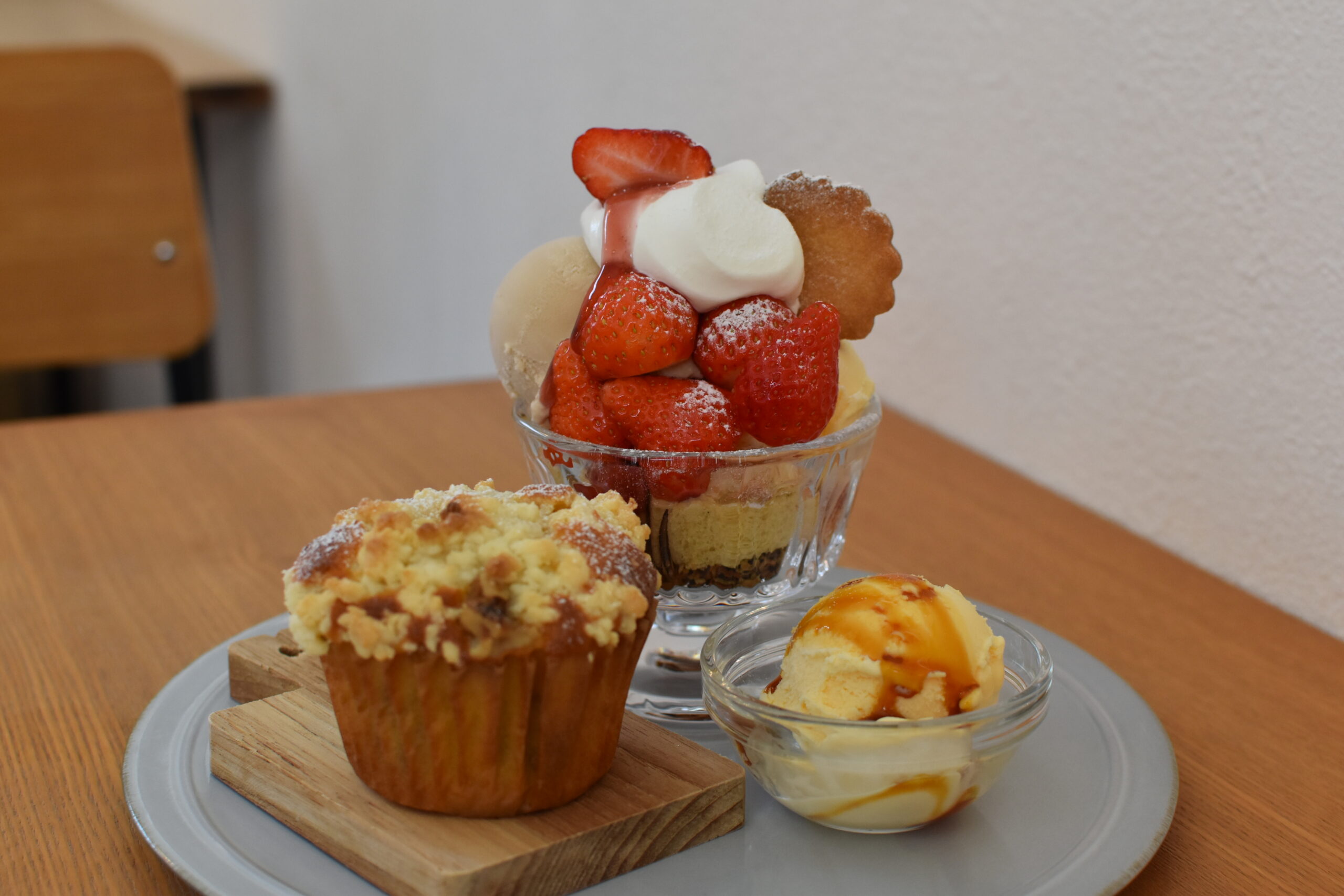 京都市嵐山 手作りのお菓子とパフェが美味しい嵐山の穴場カフェ Neige 喫茶とおやつ よっしー 関西グルメの食べ歩き三味