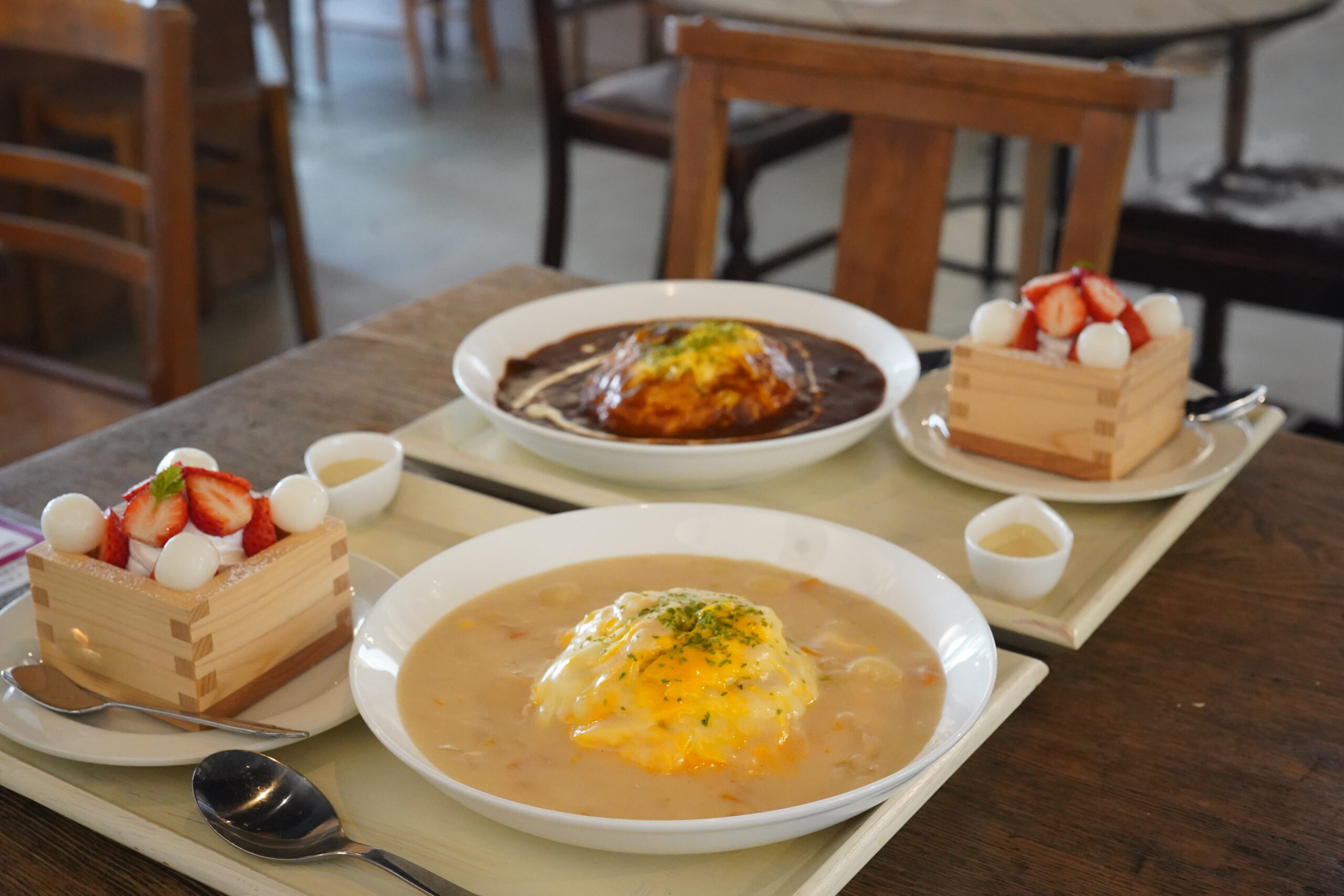 兵庫 神戸元町 カヤカフェ 神戸もとまち店 豆腐ティラミスが美味しい中崎町で人気のカフェが神戸へ よっしー 関西グルメの食べ歩き三味