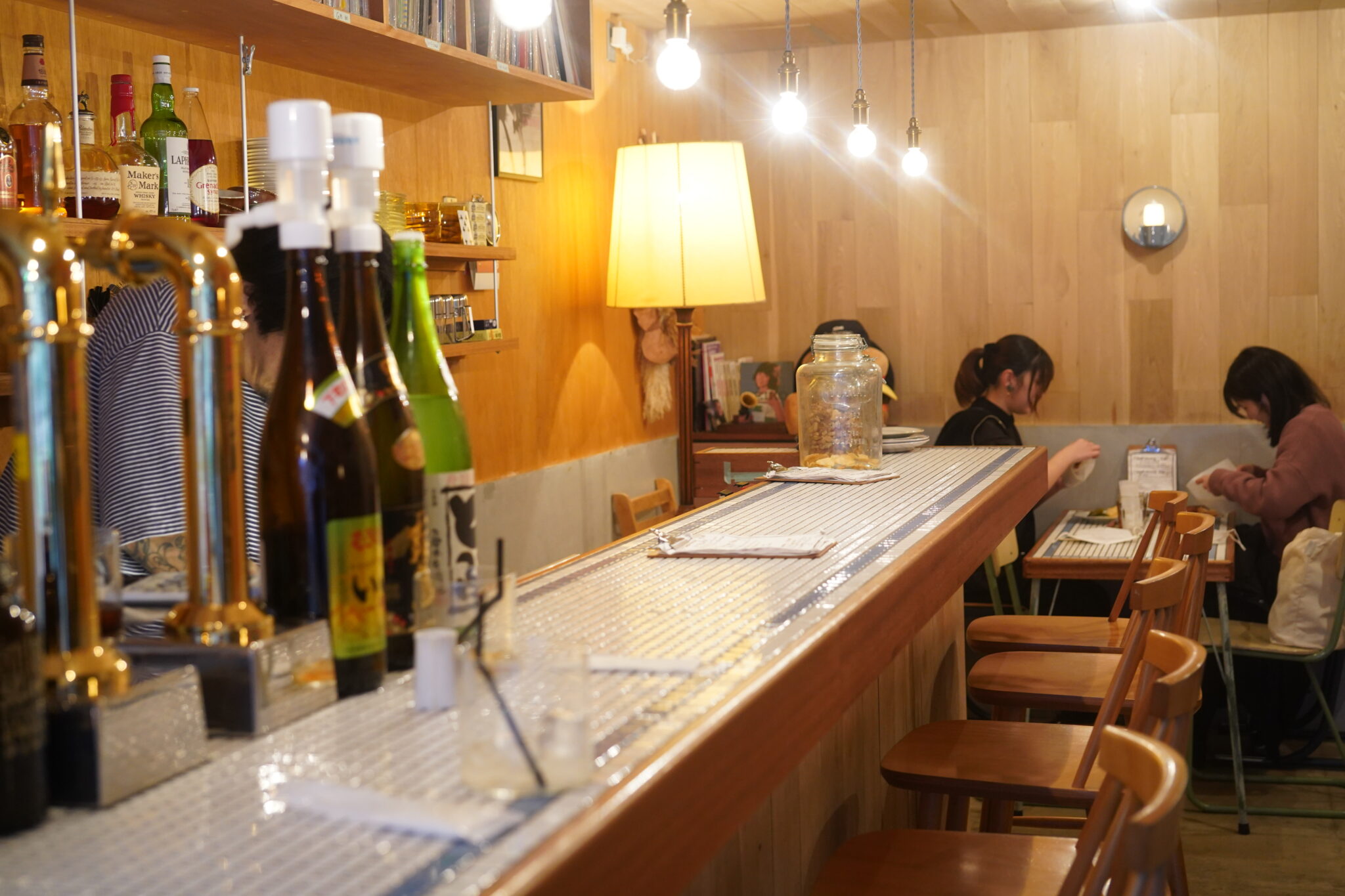 【京都・四条河原町】「GOOD morning record bar（グッドモーニングレコードバー）」もちもちドーナツがおすすめの音楽流れる