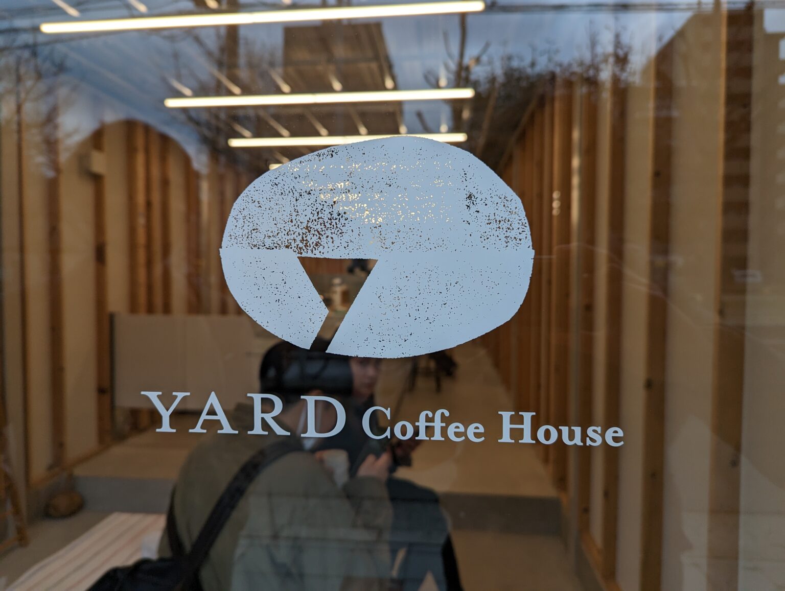 【大阪・なんば】「YARD Coffee House（ヤードコーヒーハウス）」人気のコーヒーとチョコレートショップの二号店 よっしー関西グルメの食べ歩き三味