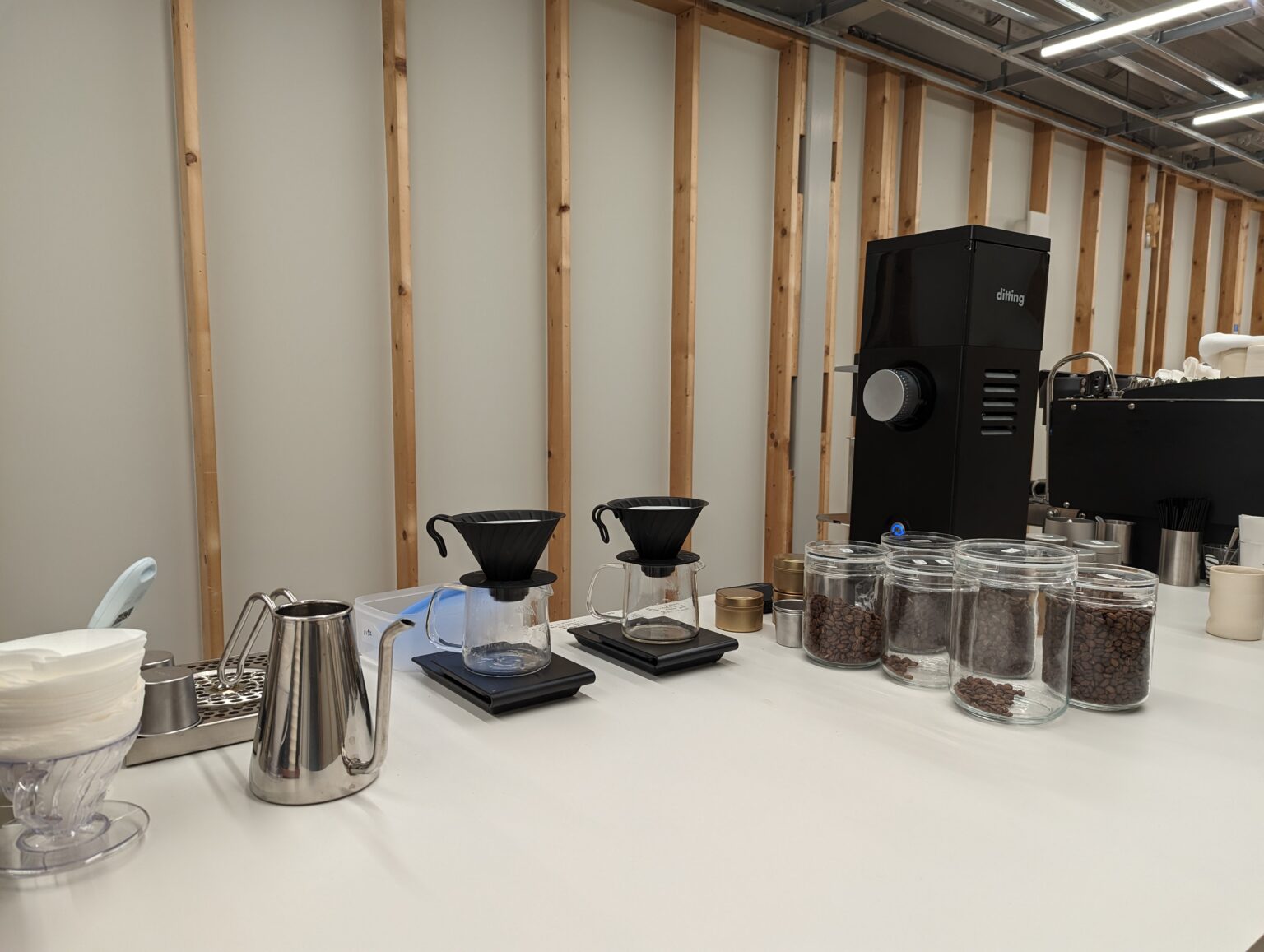 【大阪・なんば】「YARD Coffee House（ヤードコーヒーハウス）」人気のコーヒーとチョコレートショップの二号店 よっしー関西グルメの食べ歩き三味