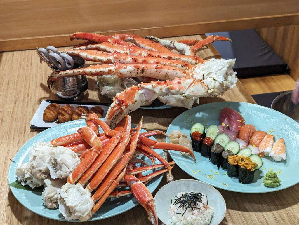 画像：よっしー＠関西グルメ　たらば蟹・本ずわい蟹・逸品・寿司 食べ放題　13,980円（税別）