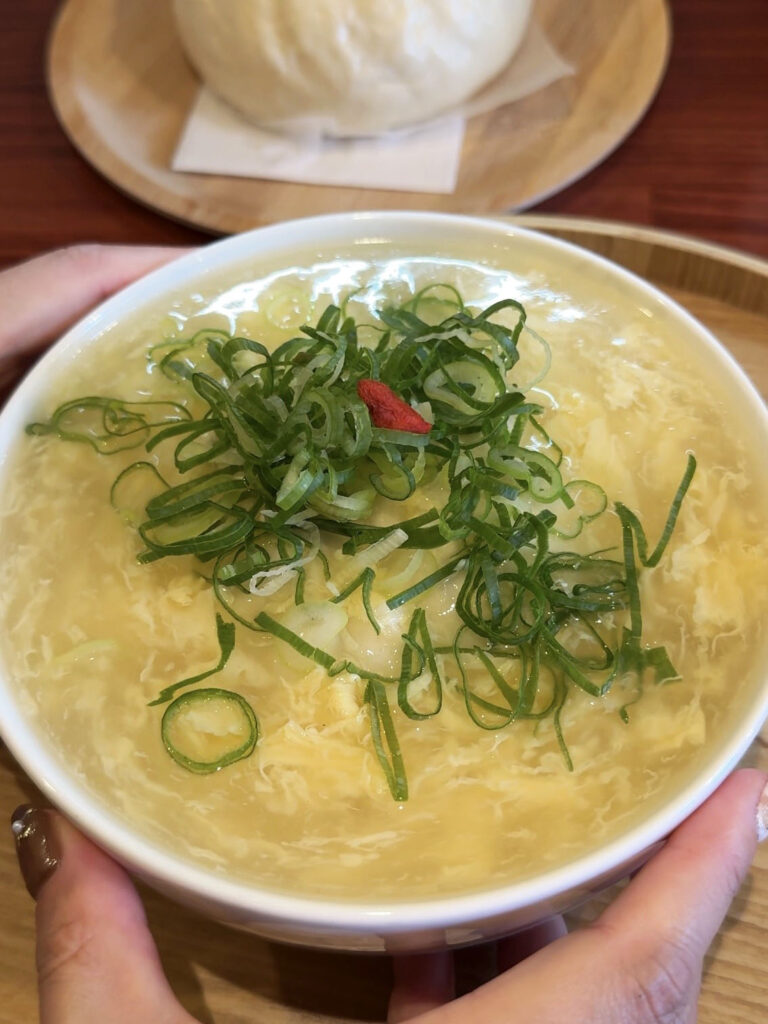 豚饅茶屋花花 スープ豚まん